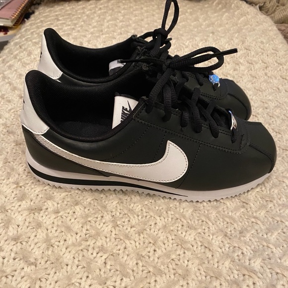 big kids nike cortez